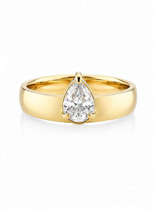 The Alessia Ring